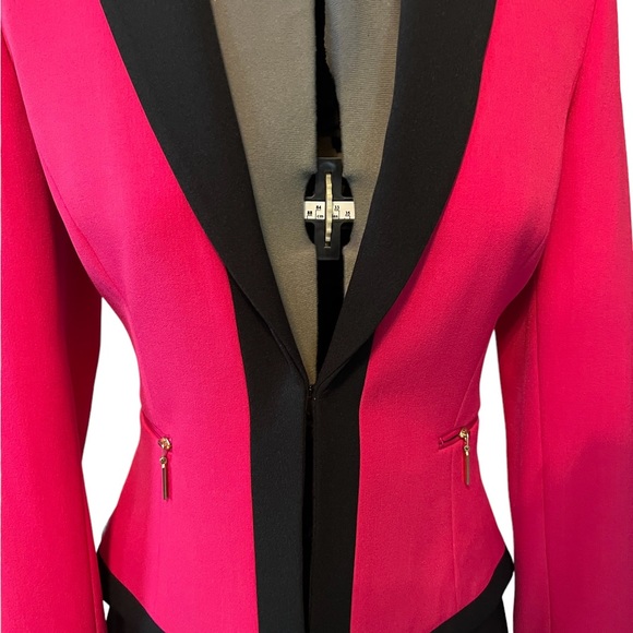 Fushia and Black Tahari Skirt Suit with Zipper accents Size 4 - Picture 2 of 3